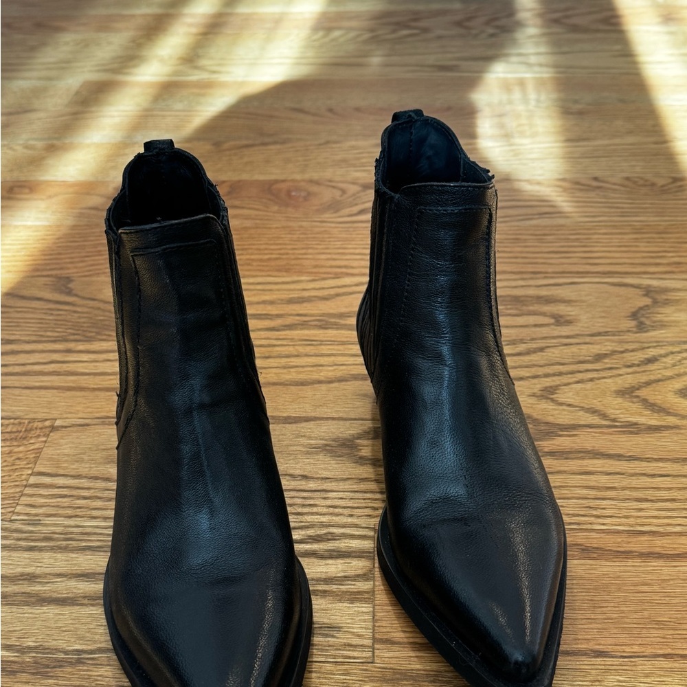 Women’s Italian Black Leather Chelsea Boots